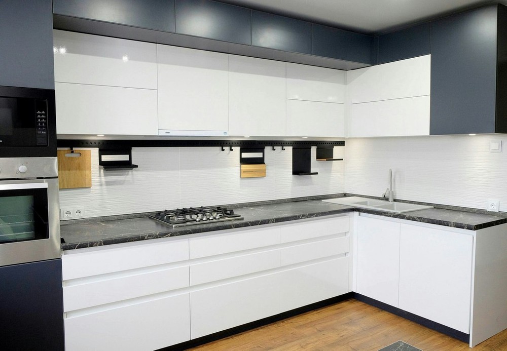 Белый кухонный гарнитур-Кухня МДФ в ПВХ «Модель 81»-фото4