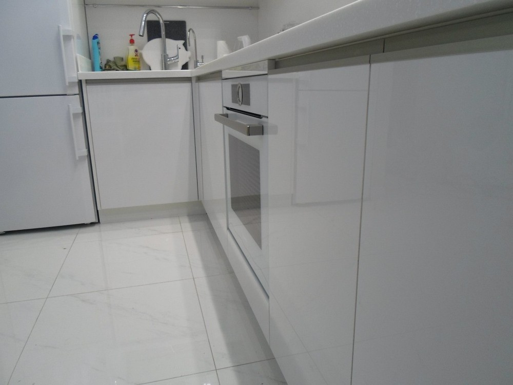 Акриловые кухни-Кухня МДФ в эмали «Модель 203»-фото9